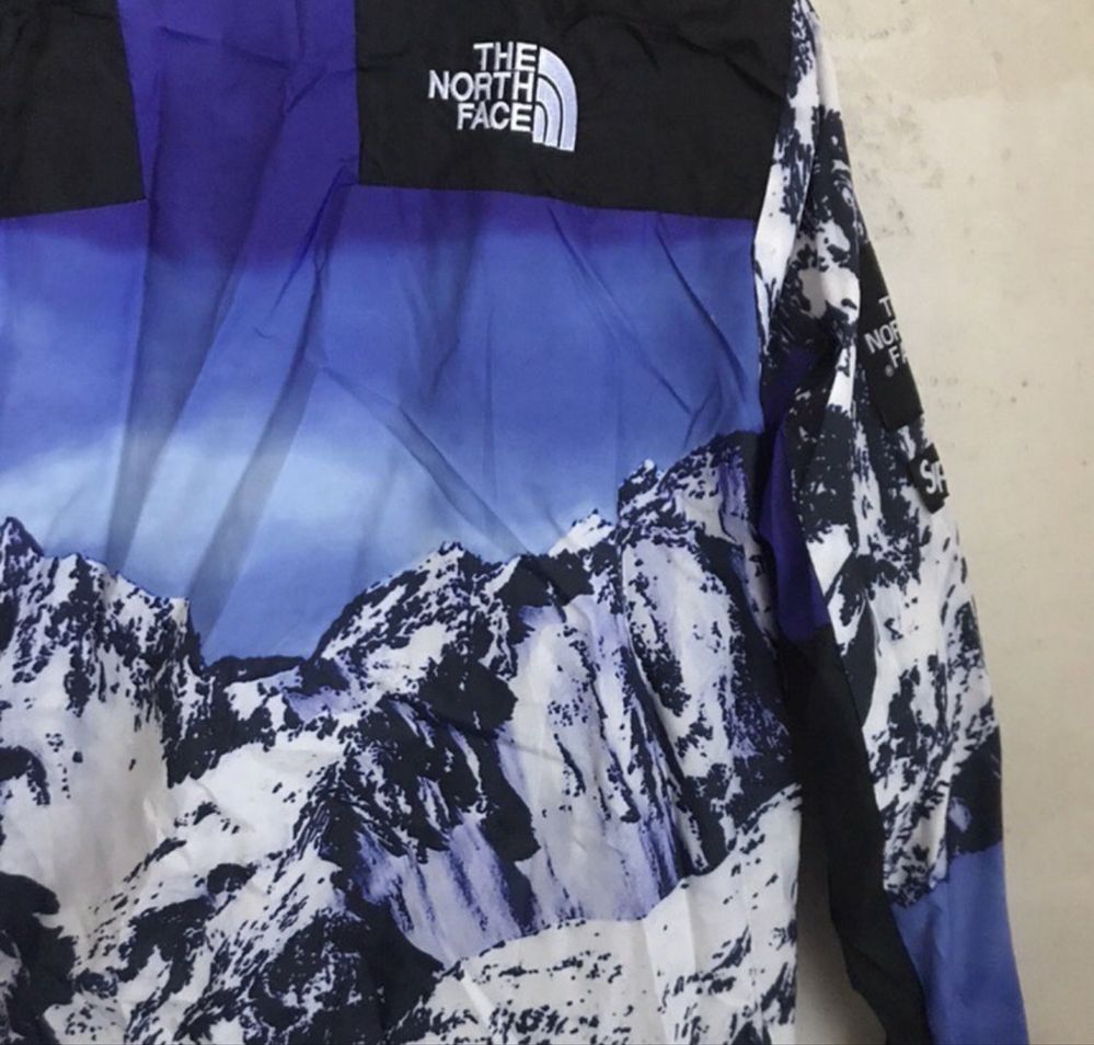 Куртка ветровка supreme tnf