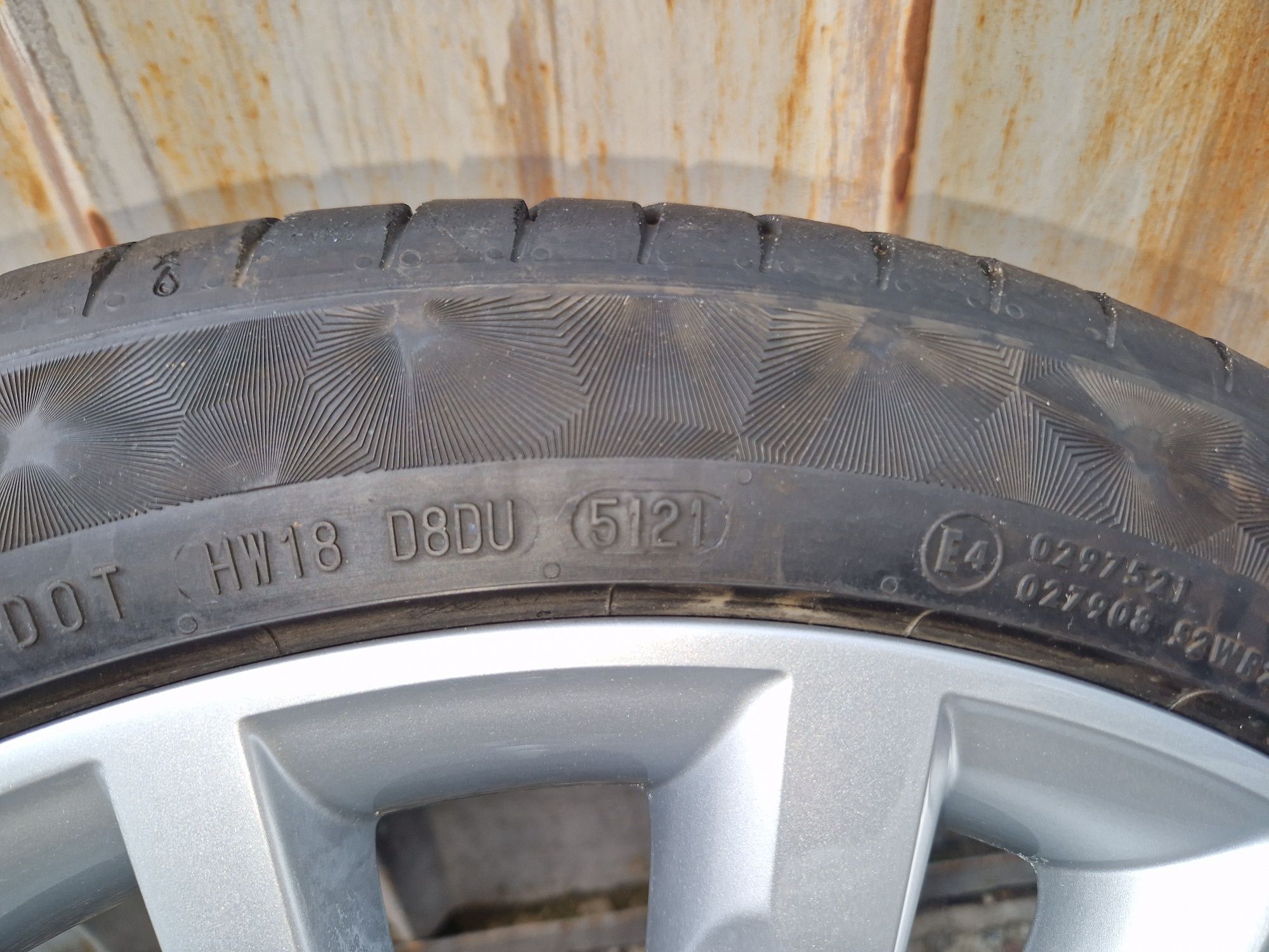 Диски с резиной 235/40 R19 Шкода