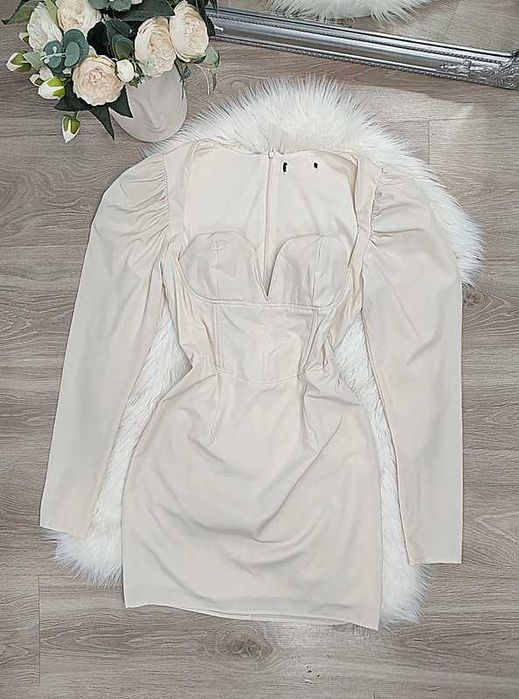 Kremowa sukienka z bufkami, długi rękaw, wesele, komunia, chrzest!