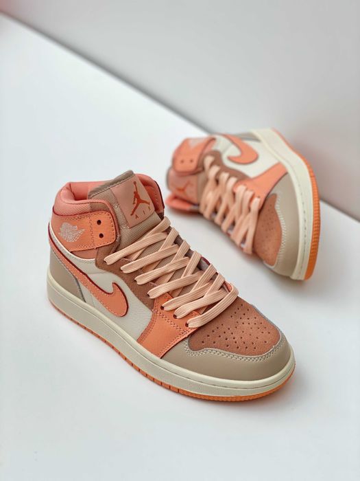 РОЗПРОДАЖ! 999 грн! Кросівки Найк Аір Джордан! Nike Air Jordan Orange