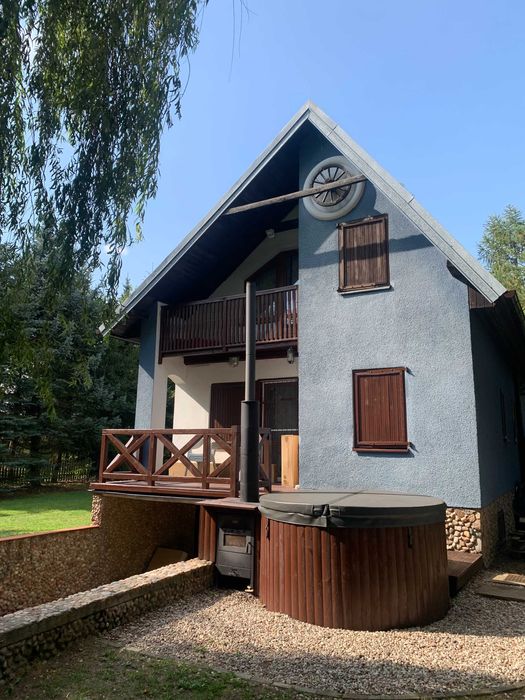 Domek nad jeziorem - mazury / jacuzzi / sauna / kominek / las / cisza