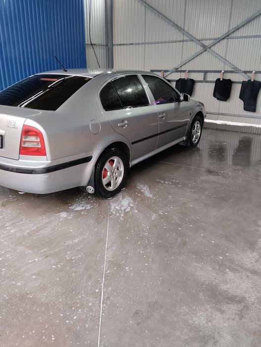 Шкода Октавія тур