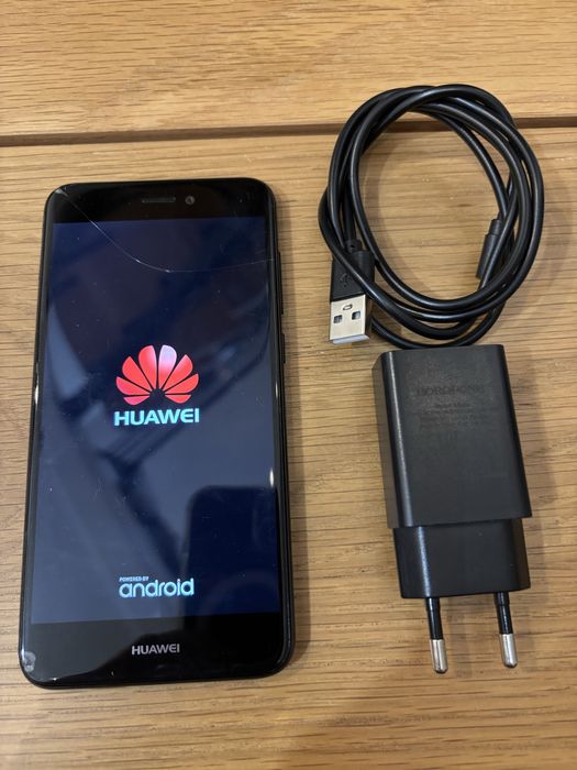 Телефон  Huawei P8 lite 2017 16 Гб 2 sim