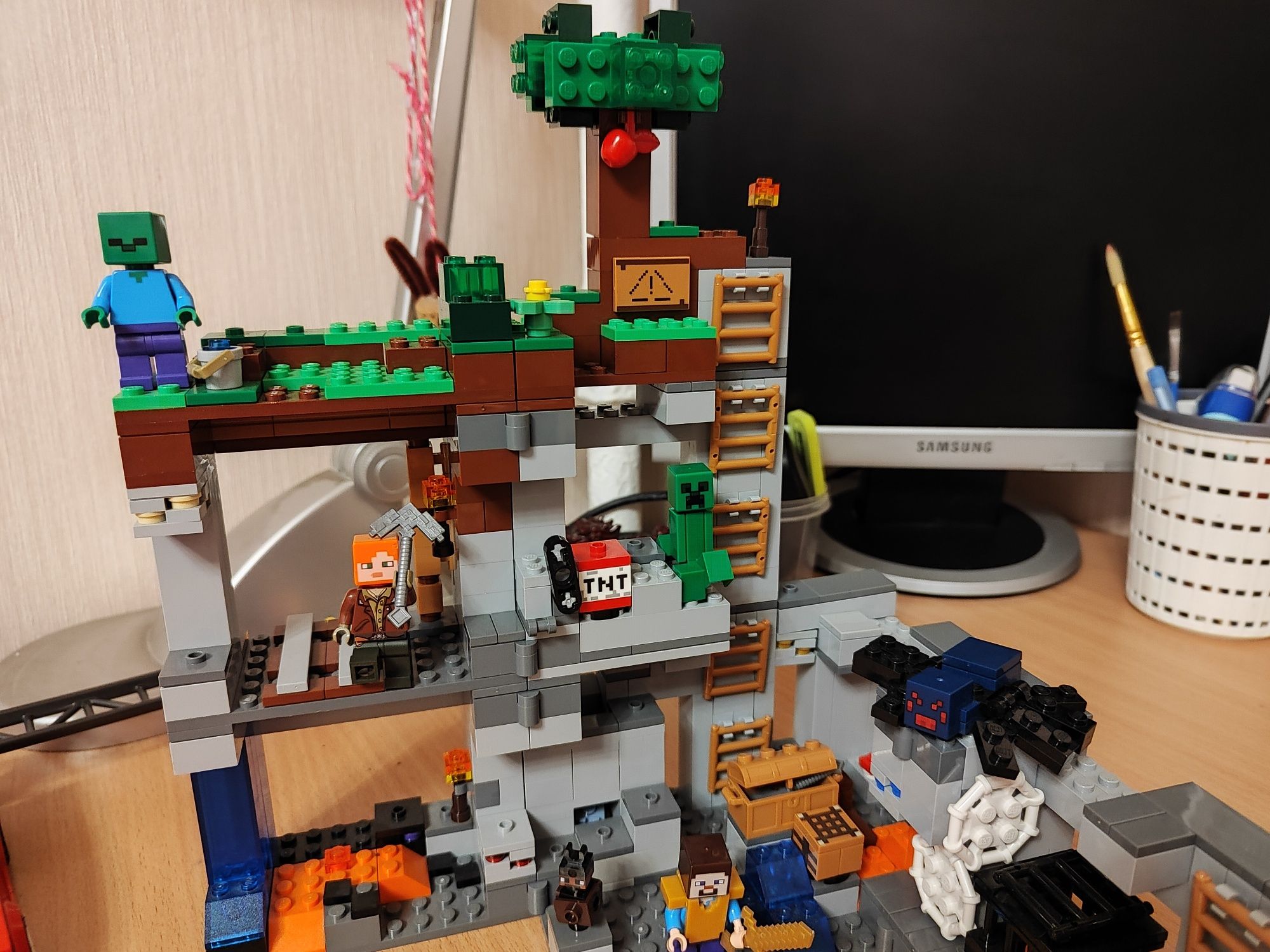 Конструктор Лего Майнкрафт 3 в 1 Lego 21147