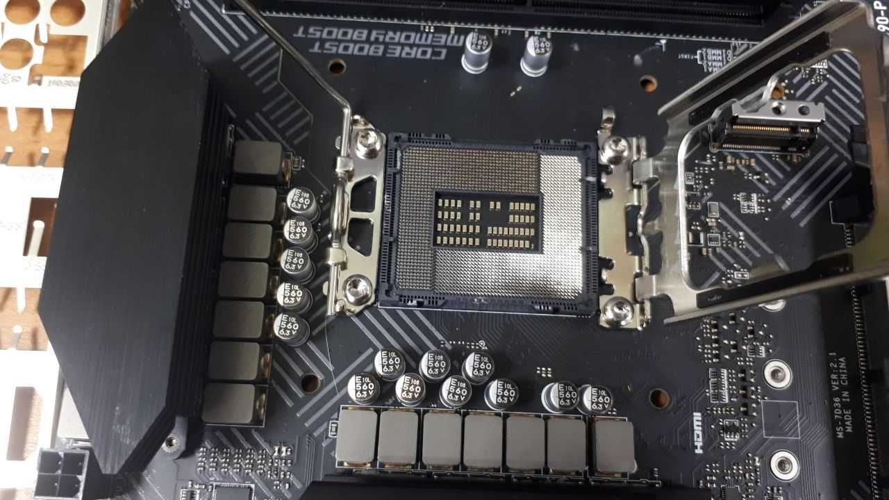 Материнська плата MSI PRO Z690-P DDR4