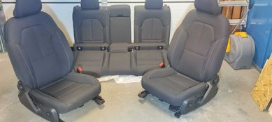 Volvo XC 40 komplet foteli