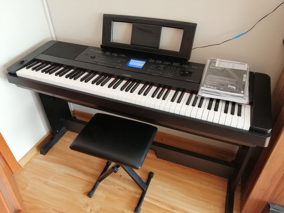 Pianino Yamacha DGX-660