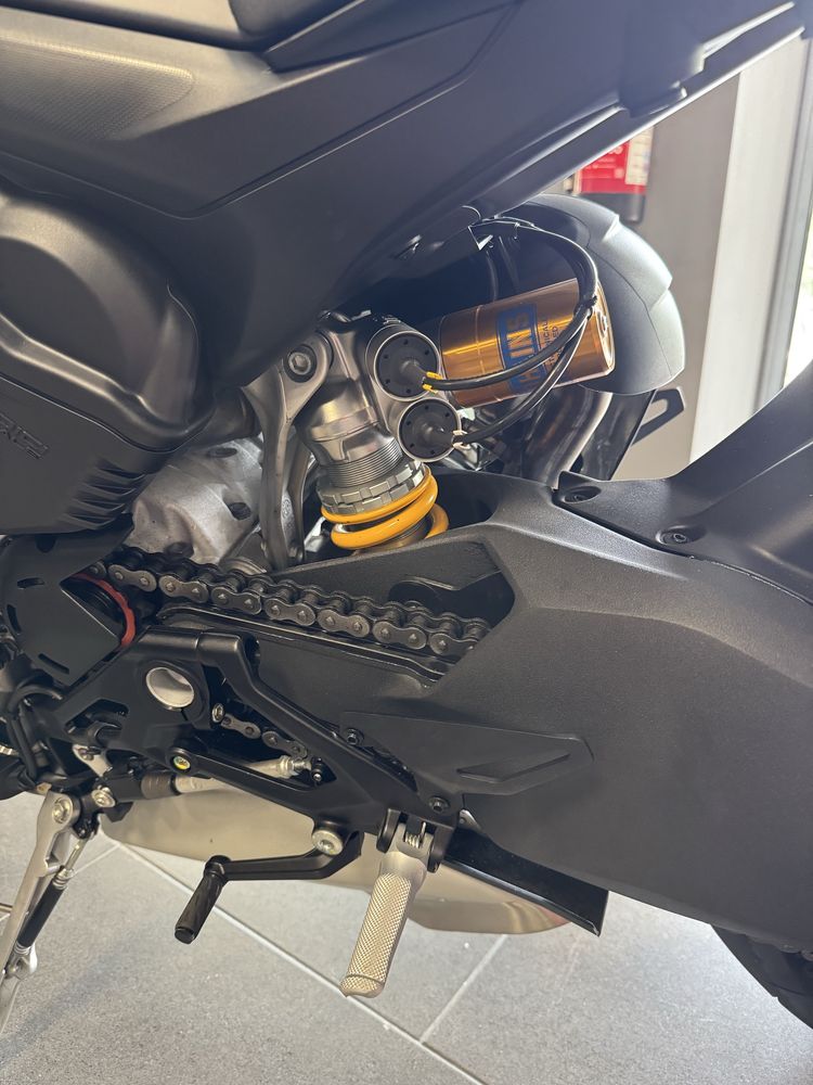 Ducati Streetfighter V4s