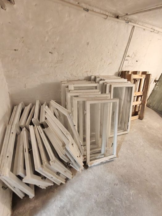 Okna drewniane 40 sztuk