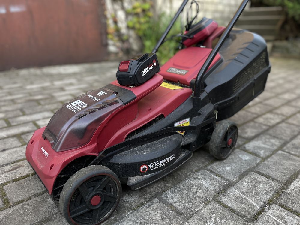 Продам аккумуляторну безщіткову газонокосилку WORCRAFT CLM-S20LiB