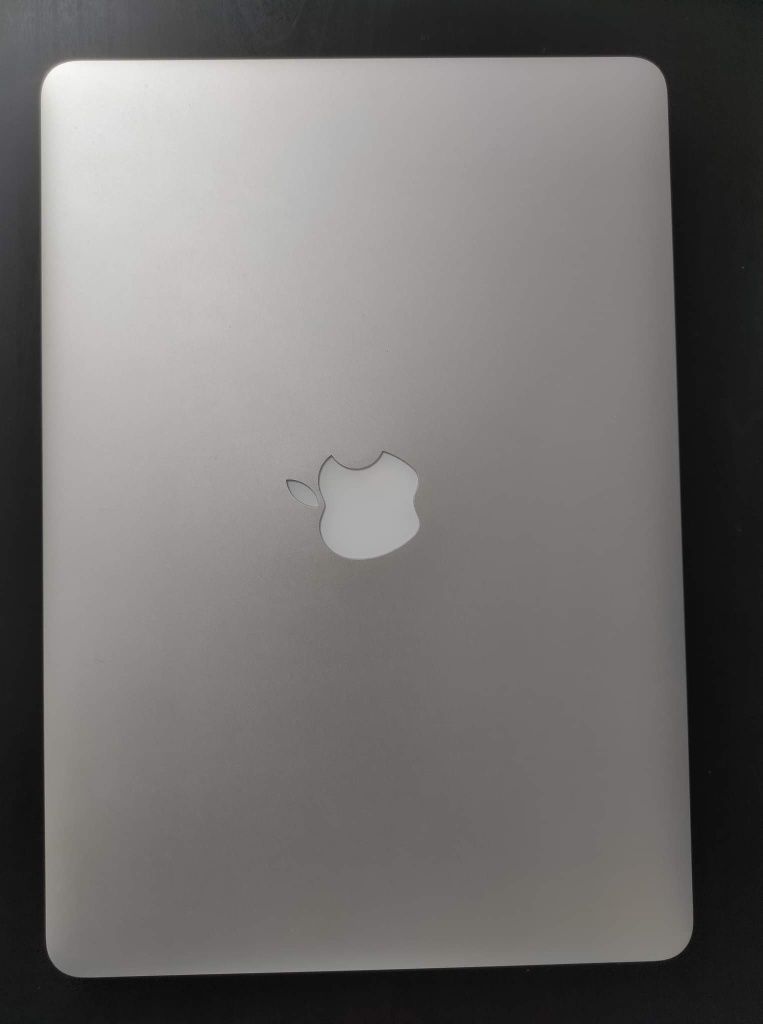 Laptop Apple MacBook Air 13” (2015)