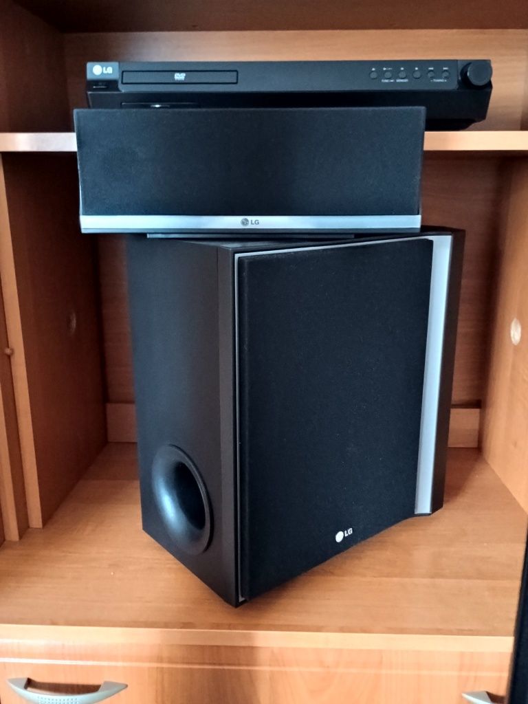 Kino domowe LG HT 552TH-DH
