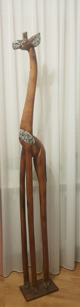 Drewniana żyrafa