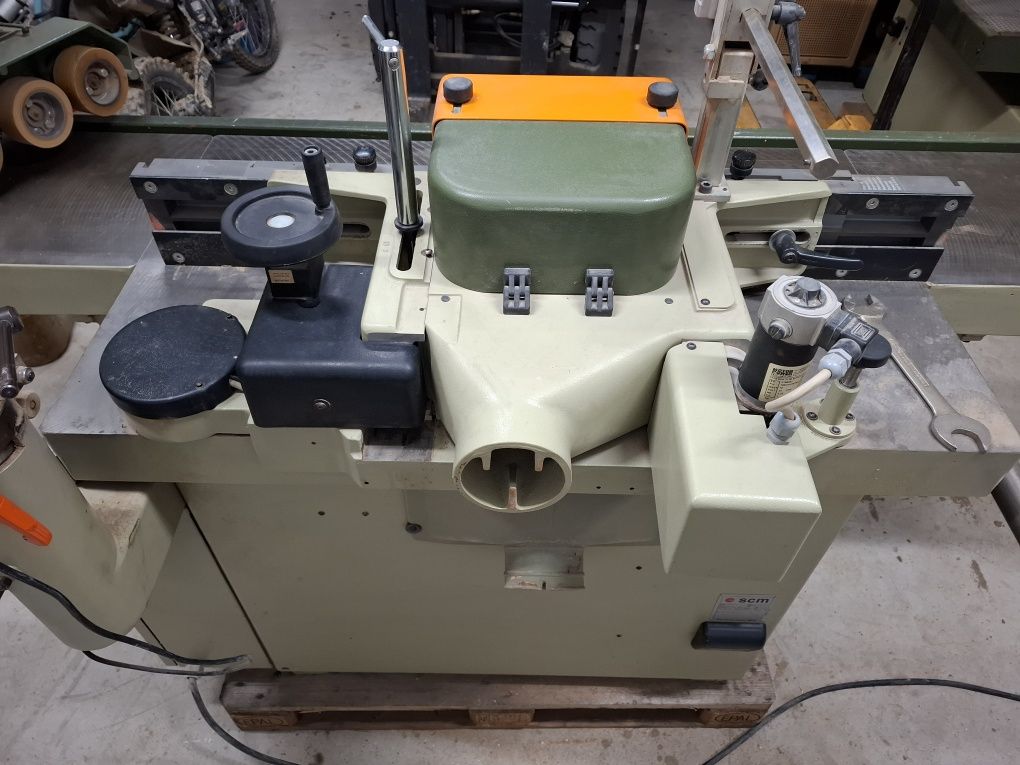 Frezarka SCM T 130
