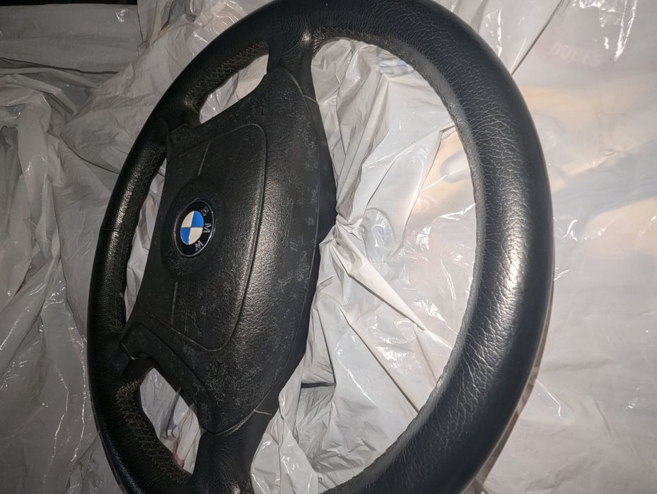 Volante BMW E39 novo
