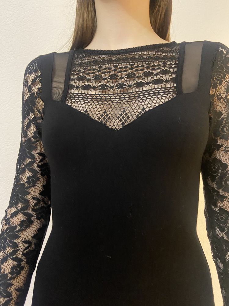 Сукня чорна з мереживом French Connection p.S