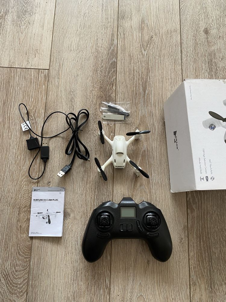 Квадрокоптер, дрон HUBSAN H107C+ X4 CAM PLUS fpv