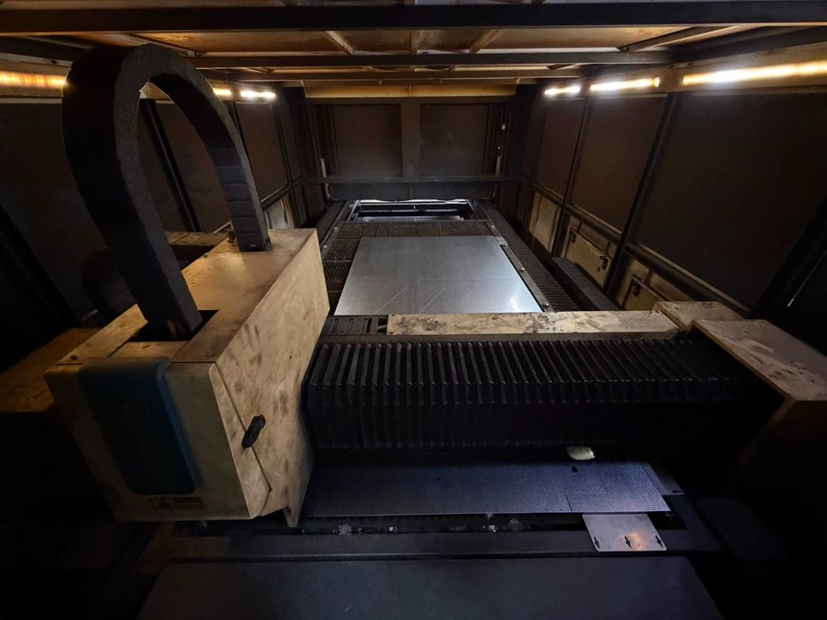 Laser fiber do cięcia blach – Senfeng SF3015H – 2 kW