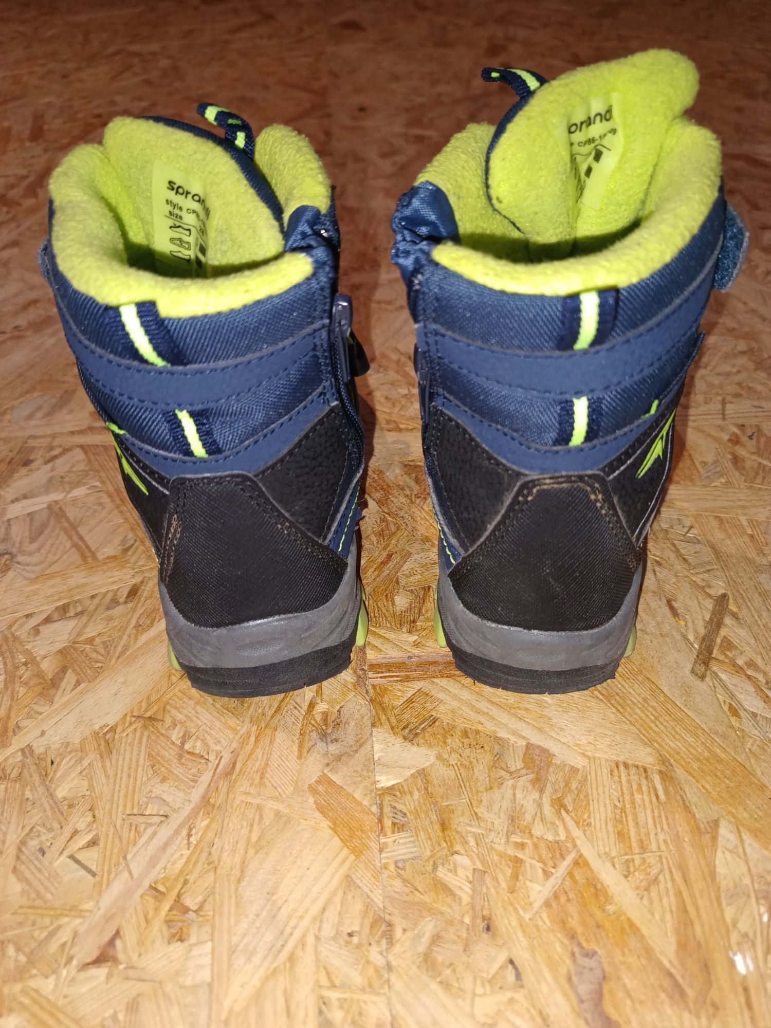 Buty zimowe Sprandi r 28 jak nowe