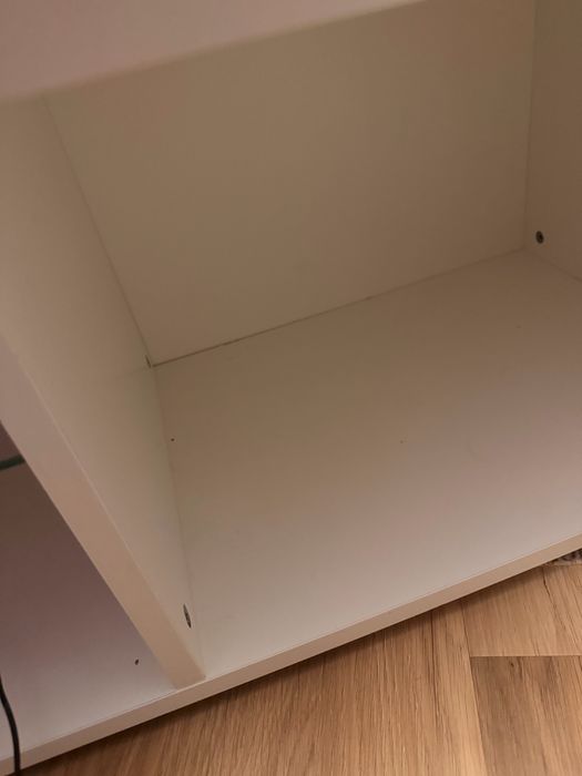 Biała szafka rtv + led