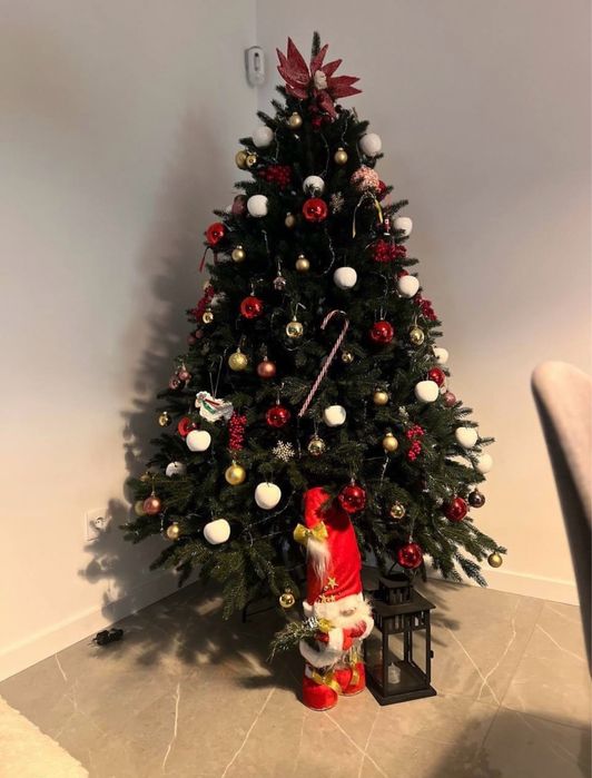 Штучні ялинки та сосни. Ялинка. Ель. Лита ялинка. Елка искусственная.