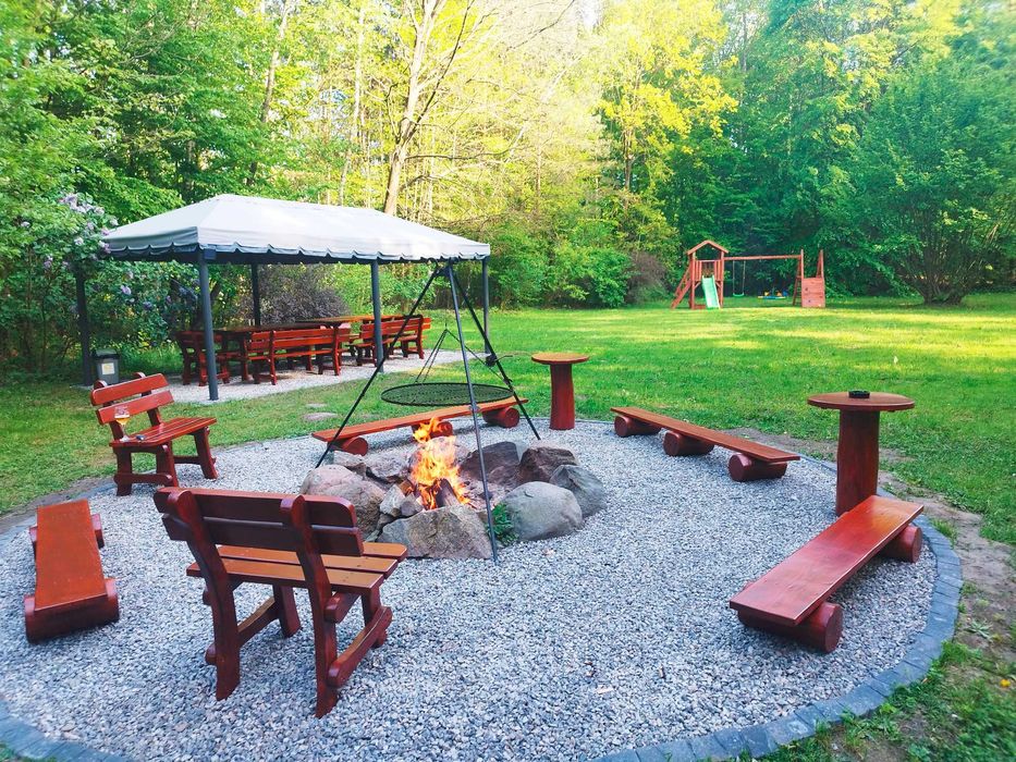 Klimatyczny Dom w lesie z Jaccuzi i Sauną.Imprezy okolicznościowe!