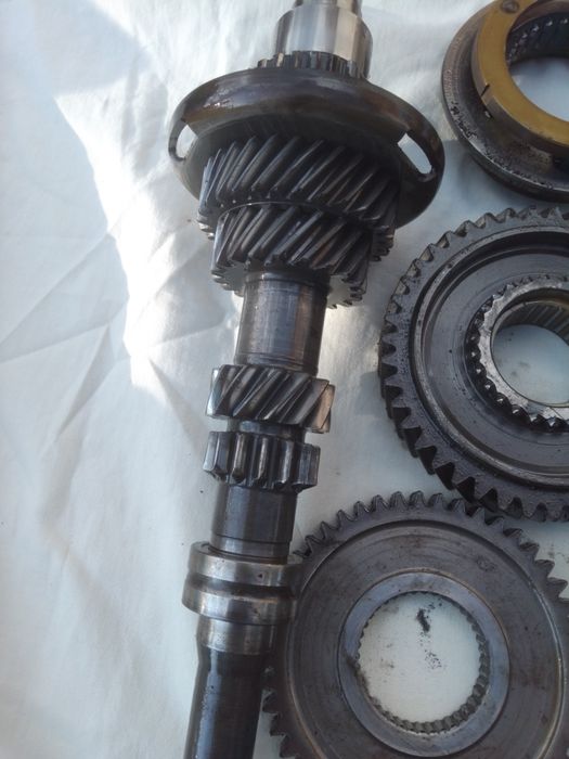 Коробка москвич-2141