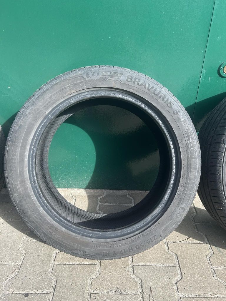 Opony letnie Barum Bravuris 215/50 r17XL