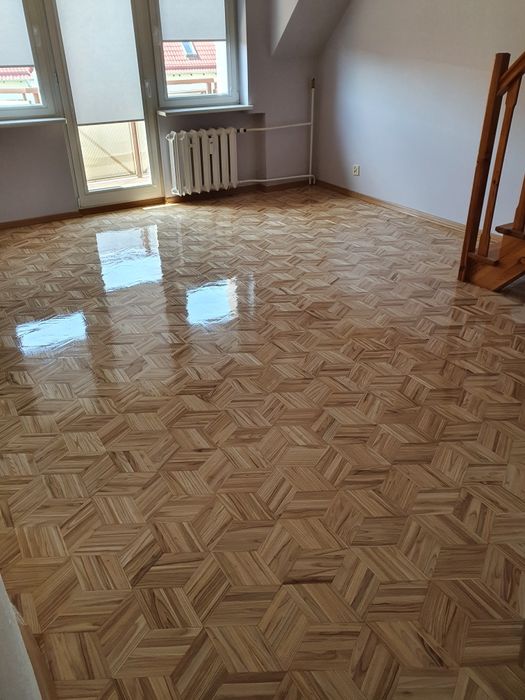 Cyklinowanie podłóg, renowacja schodów