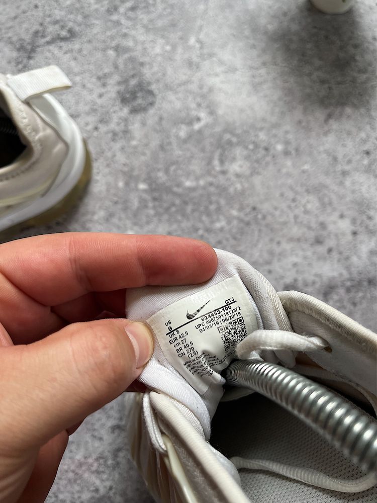Чоловічі Кросівки Nike Vapormax Plus Tn