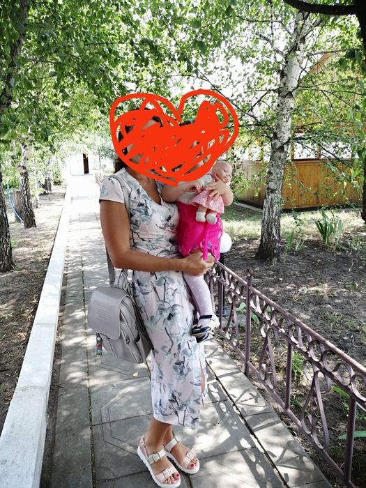 Шикарна легенька сукня