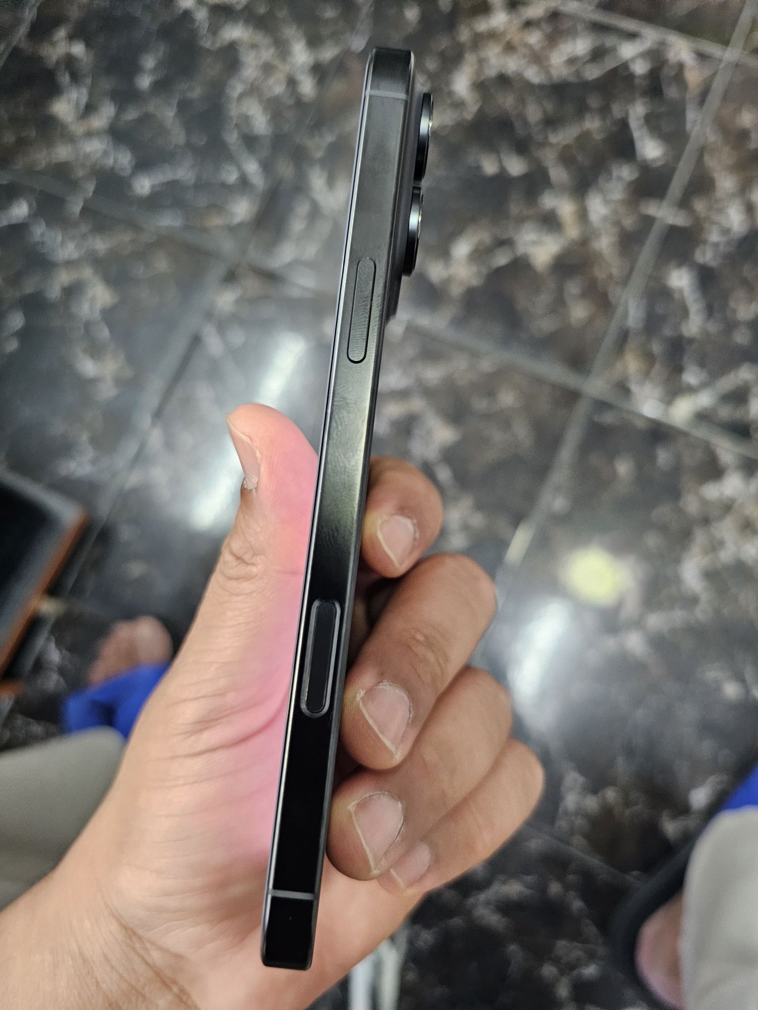 Iphone 16 pro max..512gb