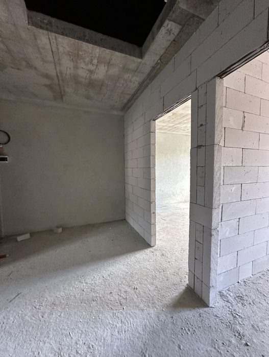 Продаж 2-кімнатної квартири з горищем, в новобудові