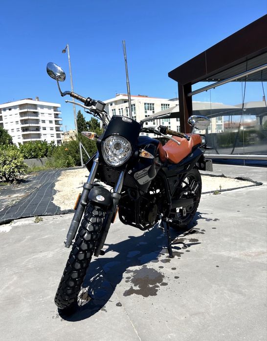 Mota UM 125 Scrambler