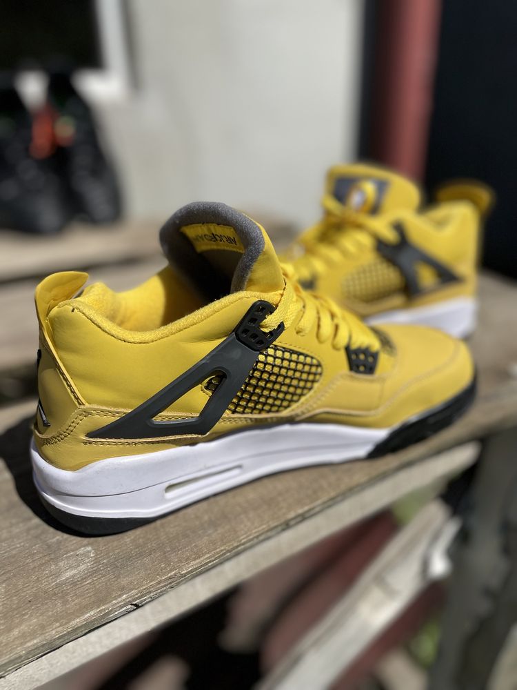 Nike air jordan 4 retro yellow (жовті)