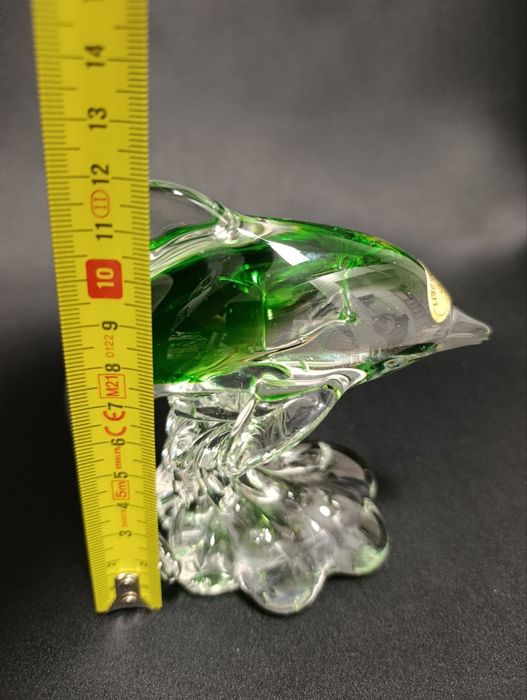 Kryształowa figurka delfina