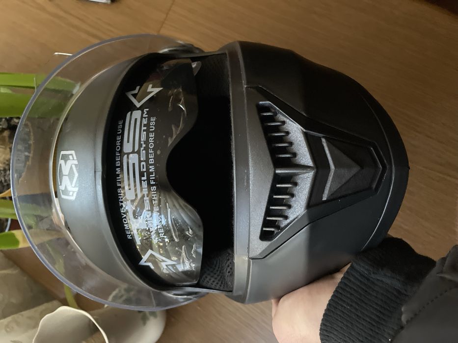 Шолом для скутера, мопеда, електровелосипеда.