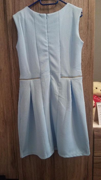 nowa śliczna sukienka błękit rozmiar L