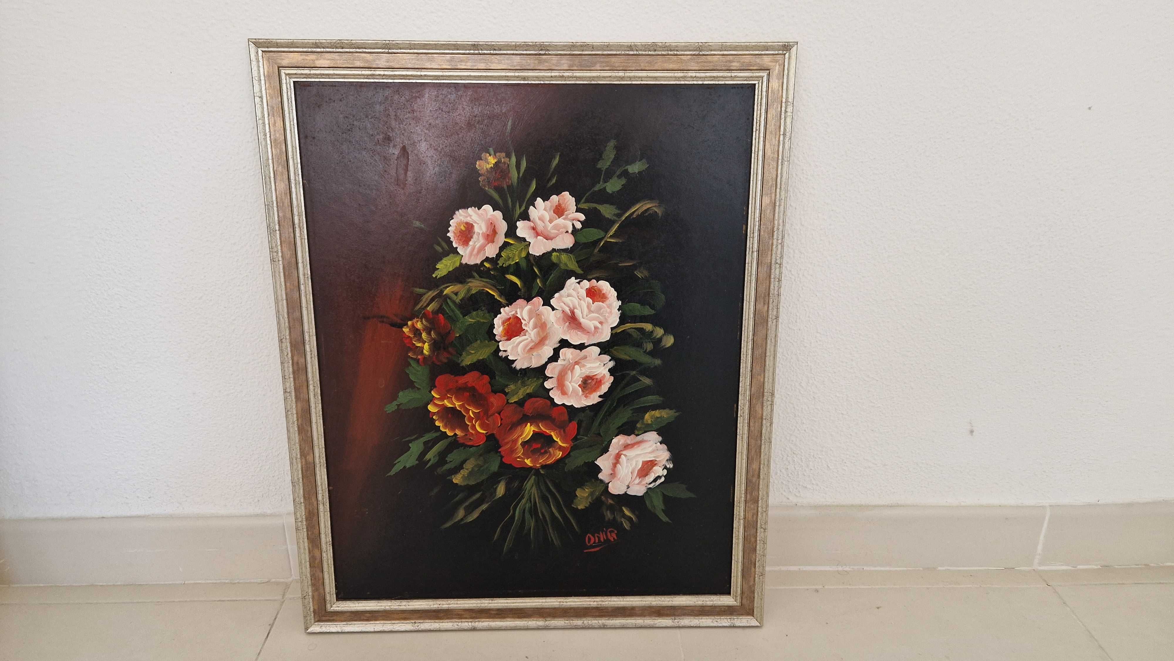 Quadro vintage motivo floral com moldura e suportes para parede