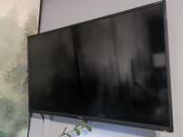 Telewizor SHARP.