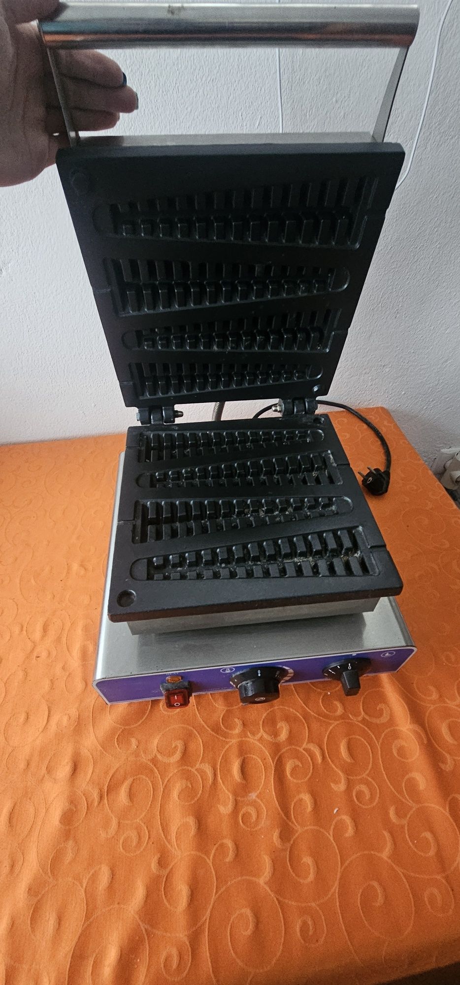 Maquina de fazer waffles
