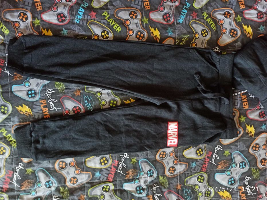 Dres chłopięcy Marvel 122 jak 116 Nowy