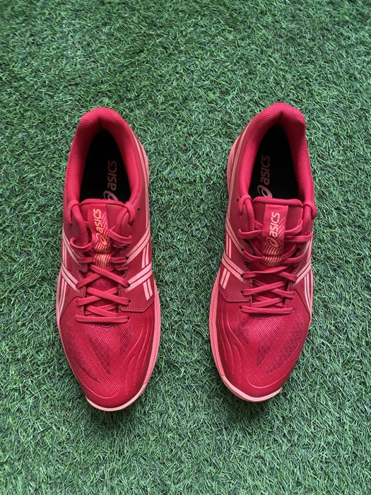 Кросівки asics волейбольні