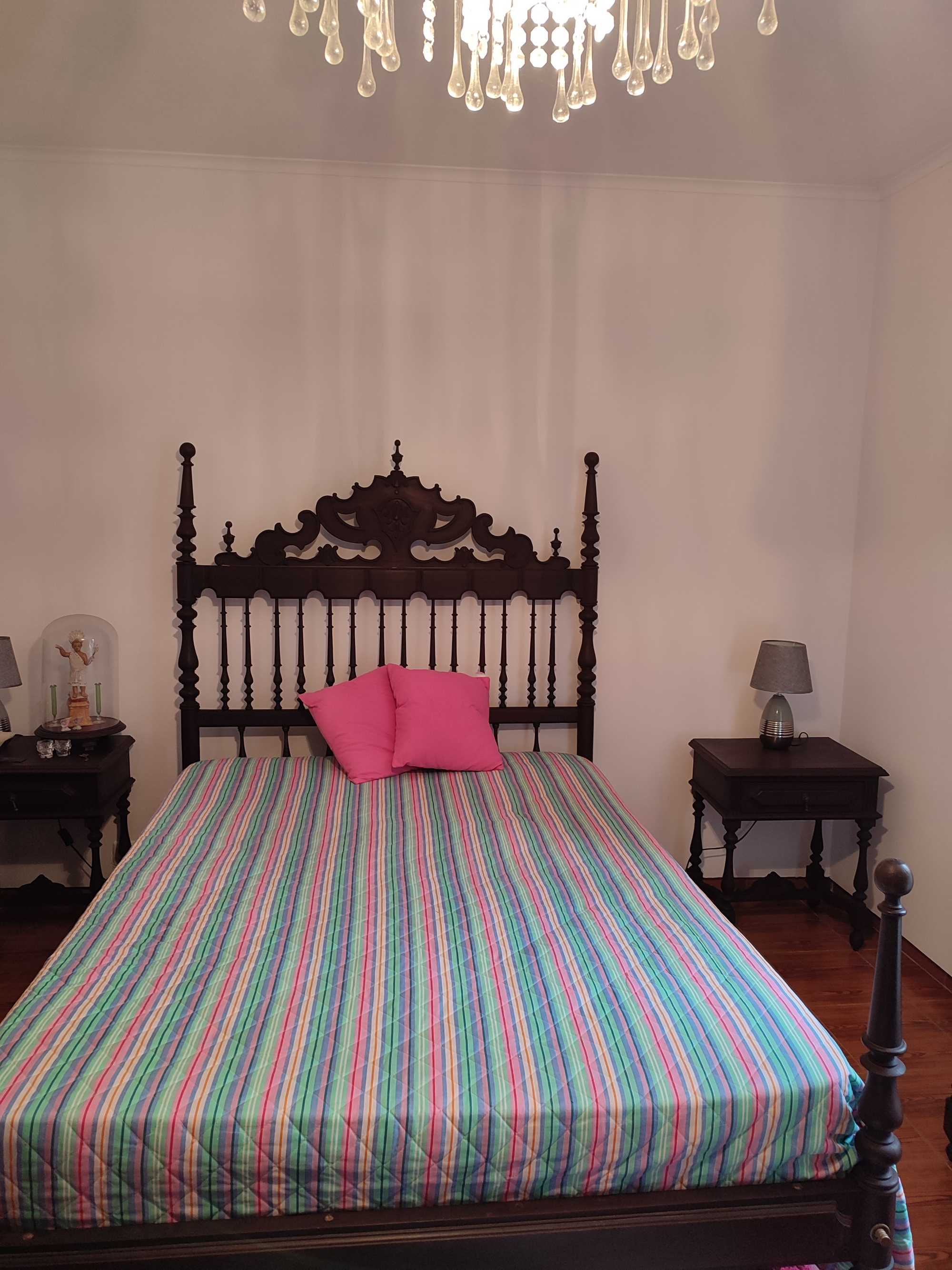 Mobília vintage (quarto de cama completo)