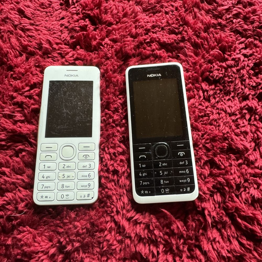 Vendo 2 Telefones da Marca Nokia