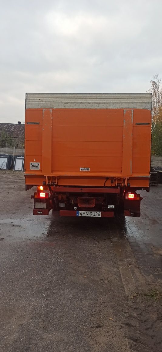 Iveco Eurocargo wywrotka winda dubel burta