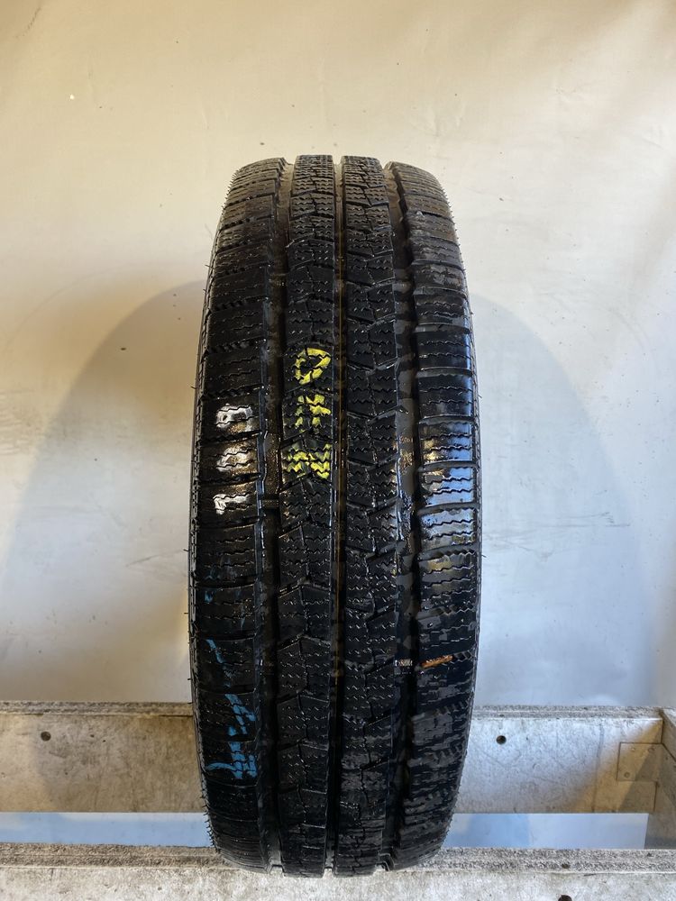 Opona pojedyncza 225/75/16c Nexen Winguard WT1