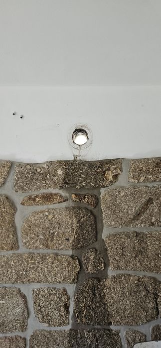 furos em pedra natural