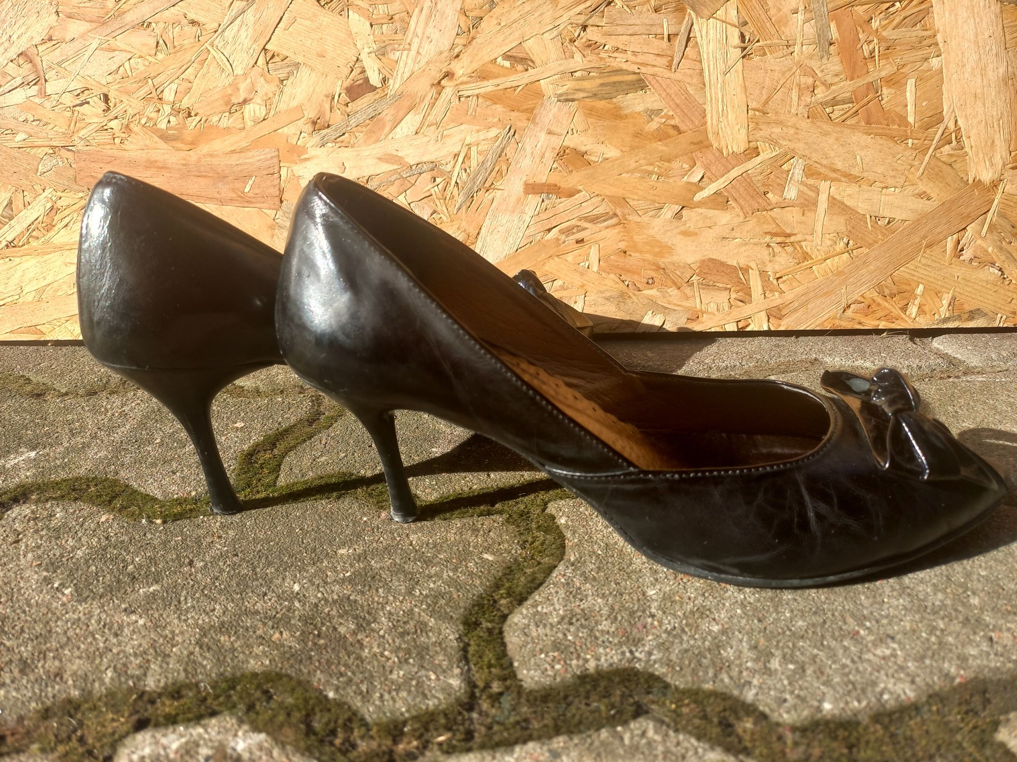Czarne buty (szpilki) damskie | roz. 40 | Ryłko