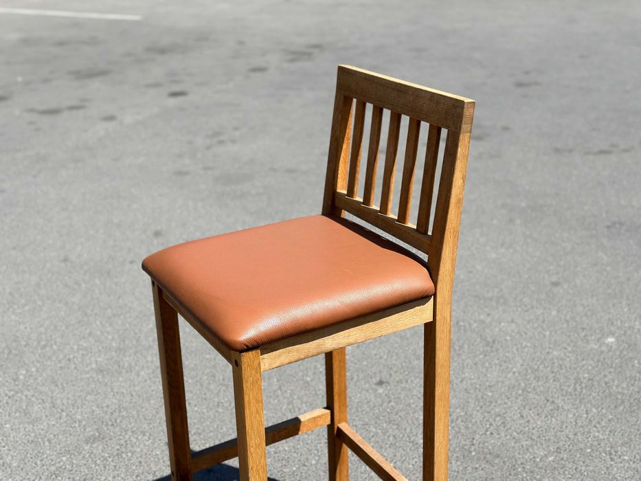 Вінтажні шкіряні барні дерев'яні крісла/стільці/вінтаж/меблі з Європи